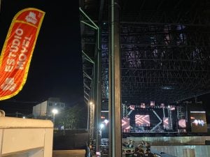A Minas FM já está ao vivo para a Transmissão do Show do Raça Negra direto do Parque de Exposições