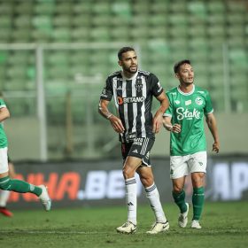 Atl&eacute;tico perde mais uma e vai de &ldquo;farol baixo&rdquo; para o jogo do ano na final da Libertadores diante do embalado Botafogo.