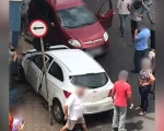 Divinópolis: Acidente entre carros é registrado na rua Maranhão