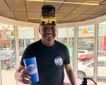 Rádio Nova Sertaneja BH 94.5 recebe visita especial de Mister Bus, o ouvinte parceiro das informações de trânsito