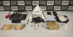 Divin&oacute;polis: trio &eacute; preso com drogas, armas e ve&iacute;culos furtados
