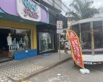 Hoje tem Estúdio Móvel da Minas FM nas lojas Assim Seja, Blog Petit e a cafeteria Cheirin Bão