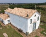 Capela do século 18 em Entre Rios de Minas recebe obras de restauração