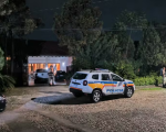 Casa é invadida na Pampulha e bandidos levam R$300 mil em joias e armas
