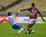 Cruzeiro bobeia e perde em casa para os reservas do Flamengo