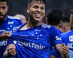 Cruzeiro vence a primeira vez no Brasileiro no comando de Diniz