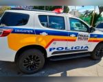 Homem morre a tiros e mulher fica ferida após casal ser ‘cercado’ por gangue na Grande BH