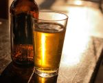 Homem sai para tomar cerveja e é morto em distribuidora na Grande BH