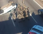 Perseguição policial termina com carro capotado na Fernão Dias, na Grande BH