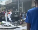VÍDEO: Bombeiros combatem incêndio que atingiu três lojas em Betim