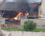 Vídeo: Incêndio de grandes proporções atinge fábrica de pães em BH
