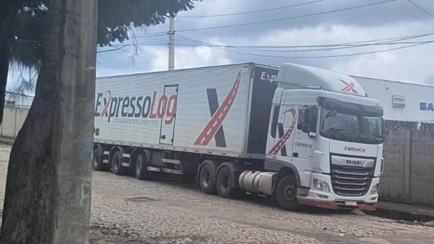 Homem morre atropelado pela própria carreta em concessionária de Divinópolis