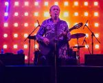 Veja fotos e vídeos de show de Zé Ramalho em Divinópolis