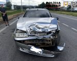 Sem CNH, motorista bate em traseira e deixa adolescente ferida em Divinópolis