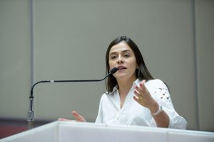 Com quase R$ 1 milh&atilde;o destinado pela deputada Lohanna, UEMG anuncia constru&ccedil;&atilde;o do Restaurante Universit&aacute;rio