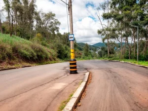 Estrutura instalada em postes da Cemig colabora para a seguran&ccedil;a e evita interrup&ccedil;&otilde;es de energia em ocorr&ecirc;ncia de tr&acirc;nsito