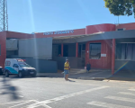 Homem esfaqueia irmã e ex em festa de Natal e tenta invadir UPA para terminar o serviço