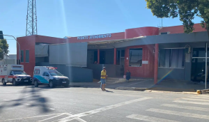 Homem esfaqueia irm&atilde; e ex em festa de Natal e tenta invadir UPA para terminar o servi&ccedil;o