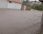 Vídeo: morador registra alagamento após chuva no Bela Vista e cobra por melhorias no bairro