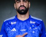 Novo xerife da zaga do Cruzeiro fala de seu retorno a Toca da Raposa.