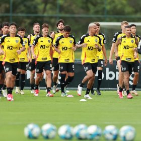 Atl&eacute;tico continua t&iacute;mido no mercado e quer acertar nas contrata&ccedil;&otilde;es.