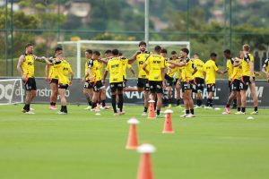 Atl&eacute;tico rep&otilde;e ataque mas ainda quer mais refor&ccedil;os.