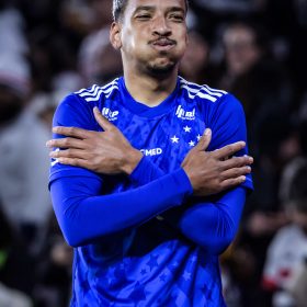 Matheus Pereira deixa d&uacute;vida sobre perman&ecirc;ncia no Cruzeiro