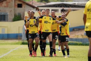 Galo estreia no campeonato mineiro com a garotada. Aymor&eacute;s x Atl&eacute;tico. A Minas FM transmite.