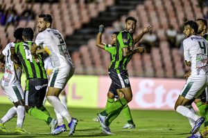 Am&eacute;rica arranca empate na estreia do campeonato mineiro.