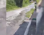 Divinópolis: Moradores sofrem com rompimento de rede de esgoto; veja vídeo