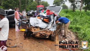 Pomp&eacute;u: Jovem morre e quatro ficam feridos em acidente na MG-420