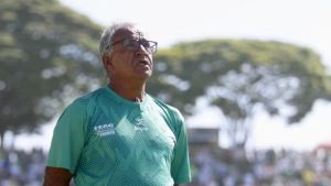 Ex-t&eacute;cnico do Guarani nega v&iacute;deo &iacute;ntimo com jogador de 16 anos no interior de SP