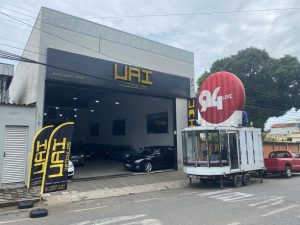 Est&uacute;dio M&oacute;vel 94LIVE pega carona com a Uai Ve&iacute;culos, nesta quinta-feira (30)