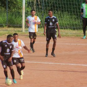 Jogo entre MH e Proletários define rumos do Campeonato Amador de Divinópolis