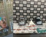 Ladrão que ‘se espremeu’ em portão de garagem é preso em Divinópolis
