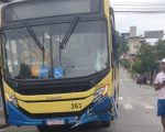 Motociclista fica ferido em acidente com ônibus do transporte coletivo em Divinópolis