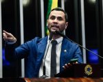 Cleitinho lidera intenções de voto em dois cenários, diz pesquisa Atlas