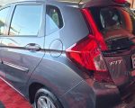 Carro é furtado dentro de garagem, no Centro de Divinópolis