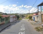 Homem é morto a tiros enquanto tomava banho na Grande BH