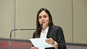 Mulher que amea&ccedil;ou Lohanna faz acordo para n&atilde;o ser condenada na Justi&ccedil;a