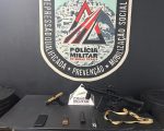 Mulher é presa com fuzil ao desembarcar em terminal de BH