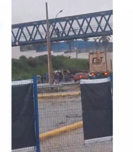 Acidente na BR-262 em Nova Serrana causa restri&ccedil;&atilde;o de faixa