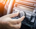 Rádio deverá seguir como mídia sonora líder em 2025