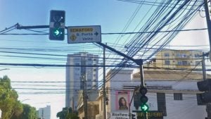 Settrans alerta para semáforos inoperantes em duas vias de Divinópolis