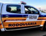 Três pessoas são detidas após polícia abordar caminhonete Hilux, na Grande BH