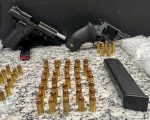 Vídeo: Polícia Militar apreende armas, drogas e prende trio do tráfico no Aglomerado Dom Silvério, em BH