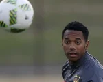 Defesa de Robinho recorre ao Supremo e pede que ex-jogador seja solto