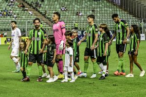 Am&eacute;rica poder&aacute; ter refor&ccedil;os para a semifinal.