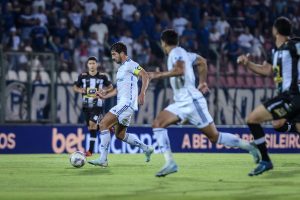 Ap&oacute;s mais uma derrota, Cruzeiro chega em &ldquo;baixa&rdquo; para as semifinais.