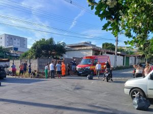 Motociclista fica gravemente ferido em acidente com camionete, no bairro Na&ccedil;&otilde;es